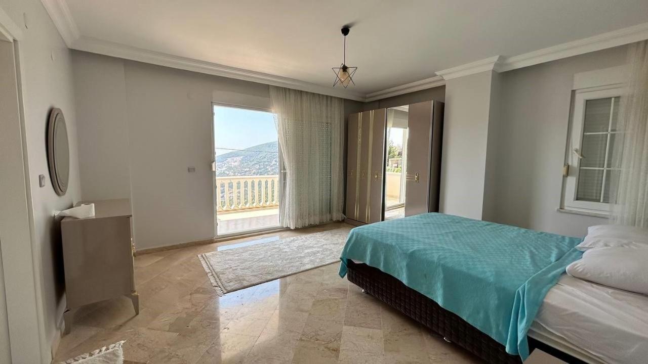 Villa Ambiance Delux With A Private Pool And A View *